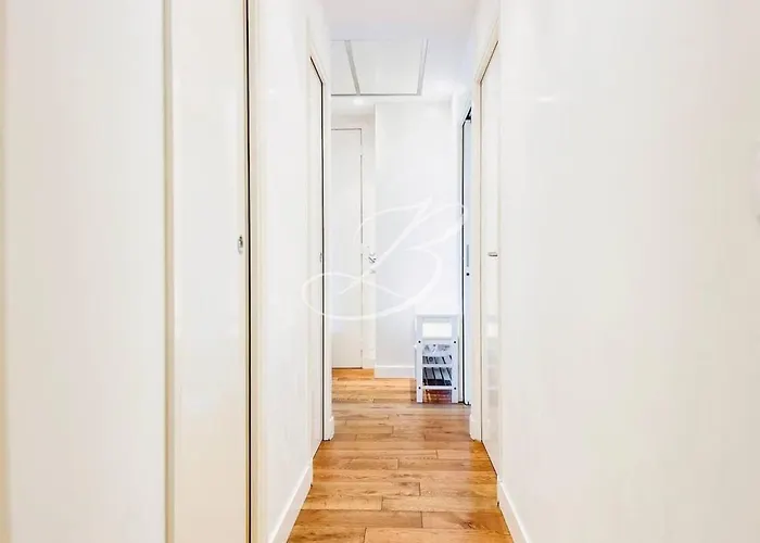Le Baroque Grand Croisette Apartment *